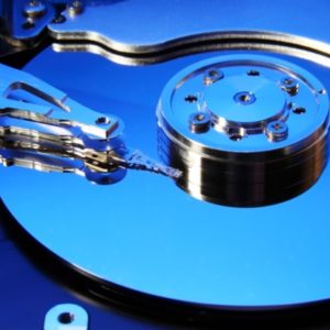 Hard-disk-drive_AdobeStock_15649724_Vadim-635x415