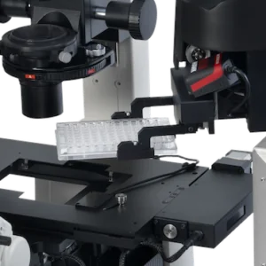 well plate loader close up